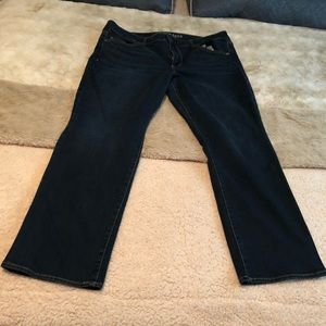 American Eagle Straight Leg Jeans SHORT